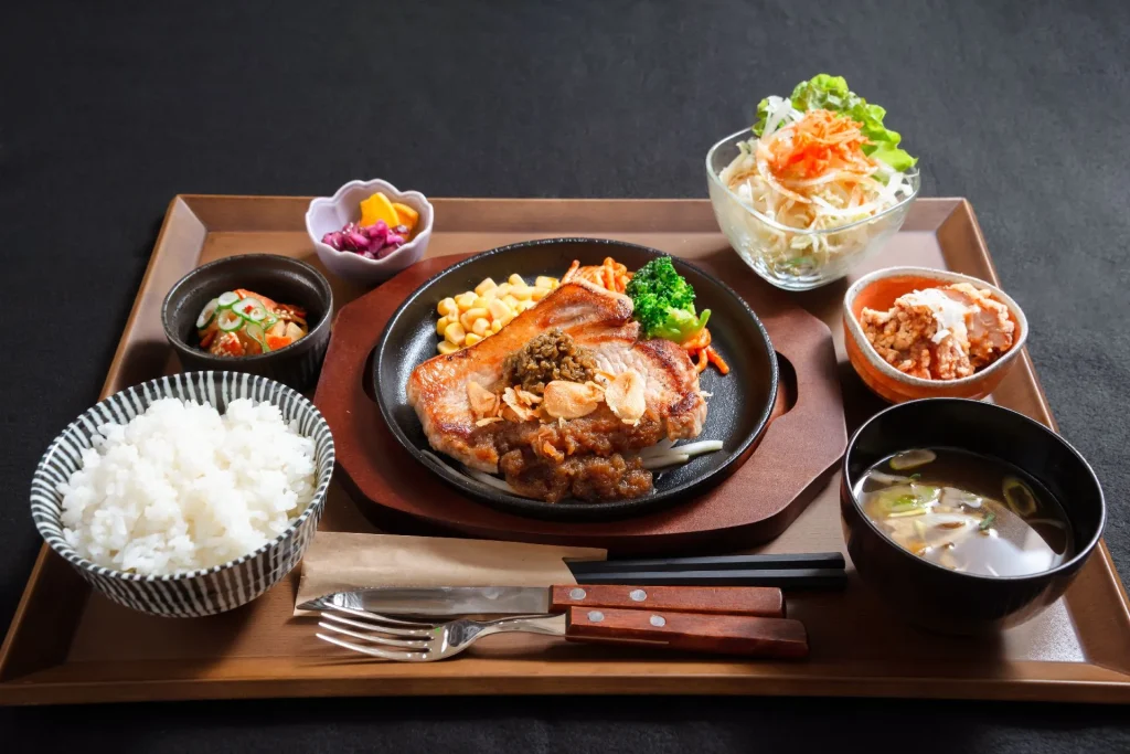 トンテキ定食 200g